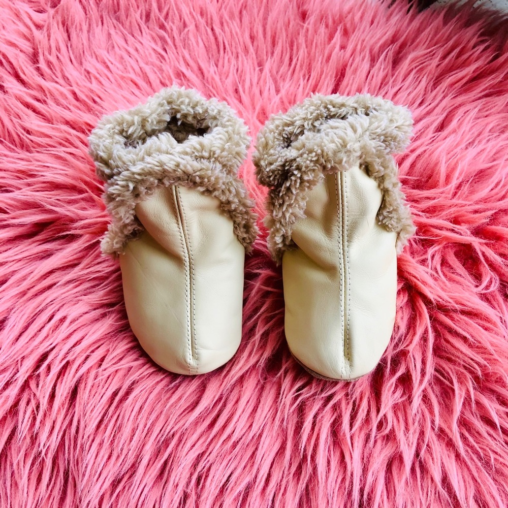 Robeez Leather Booties. Size 0-6 Months. NEW!⚡️